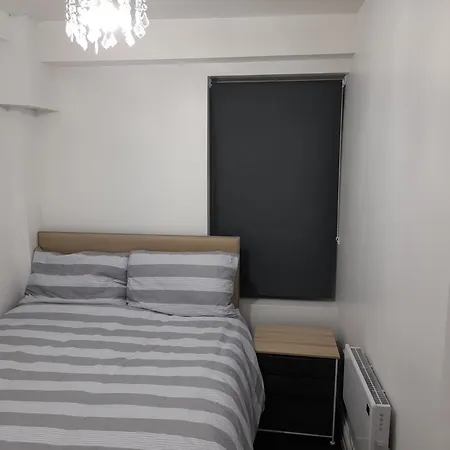 Zest Apartment Two Manchester Room photo